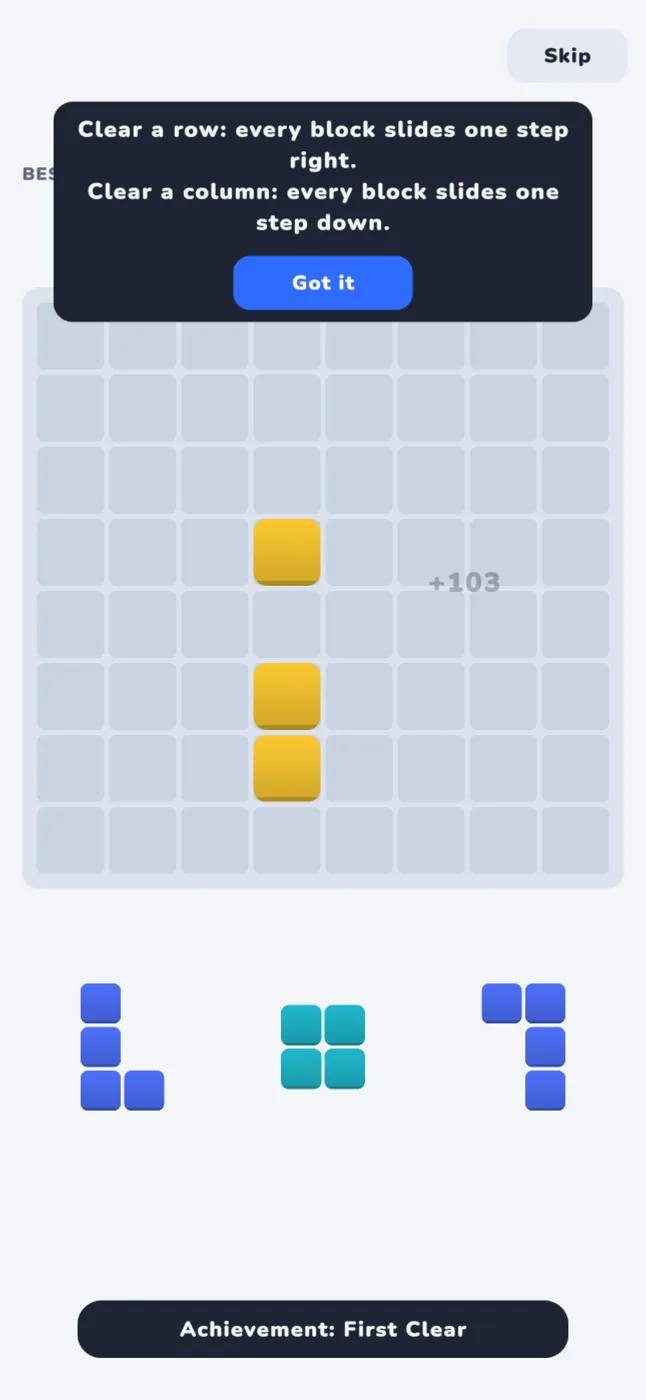 The Kerslide tutorial: an empty 8 by 8 board with three pieces to place and a hint explaining the shift